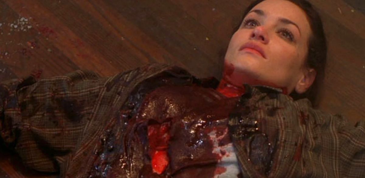 La mort de Valerie Lewton dans Destination finale (2000)