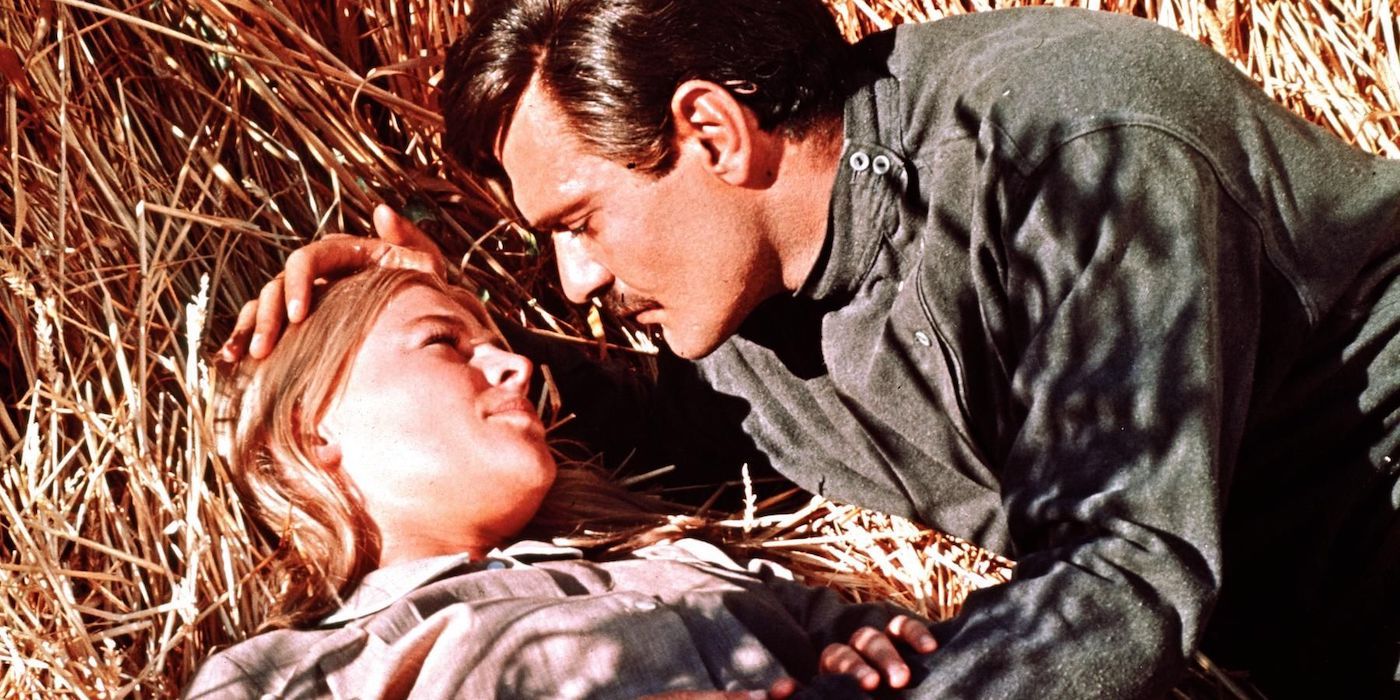 Julie Christie comme Lara et Omar Sharif comme Yuri dans Docteur Zhivago