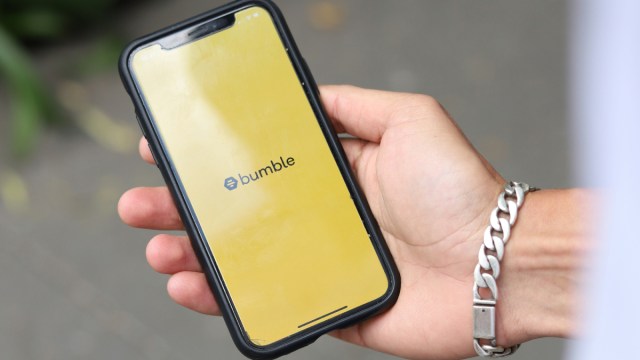L'application de rencontres Bumble a capitalisé sur les problèmes de son public plutôt que de s'en occuper.