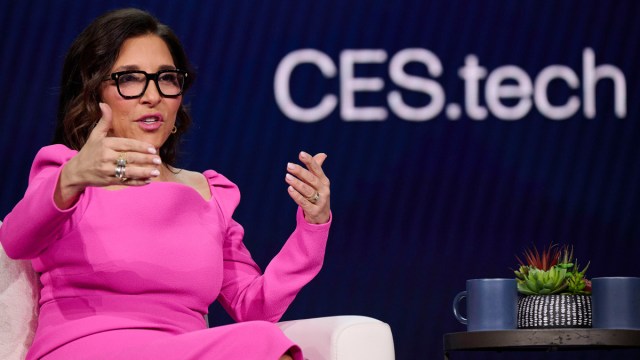 Au CES, Linda Yaccarino, PDG de X, a discuté des annonceurs de retour, des médias traditionnels et du passage de Meta aux Community Notes.