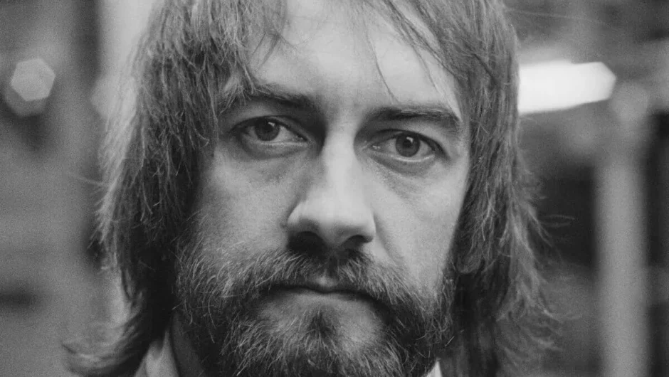 Mick Fleetwood vivait dans un sous-sol «humide» et regardait des feuilletons toute la journée lorsque Fleetwood Mac l&rsquo;a licencié