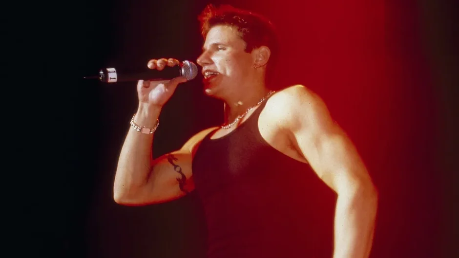 Nick Lachey partage des détails choquants sur sa première tournée avec 98 Degrees