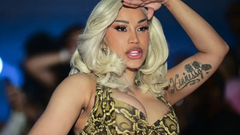 Cardi B dit que les employés du site d&rsquo;Atlanta ont été « irrespectueux » et ont maltraité son équipe