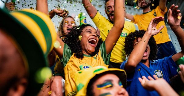 Les publicités pour la Coupe du monde en Amérique latine ont un secret : les marques américaines continuent de manquer