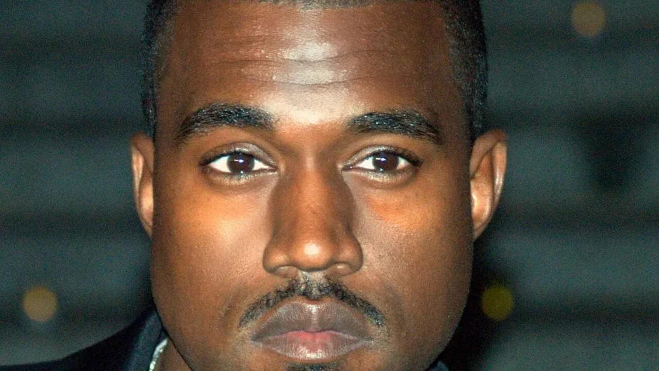 Kanye West à nouveau sous le feu des critiques alors que le maire du Texas exige l&rsquo;annulation du concert du 4 juillet